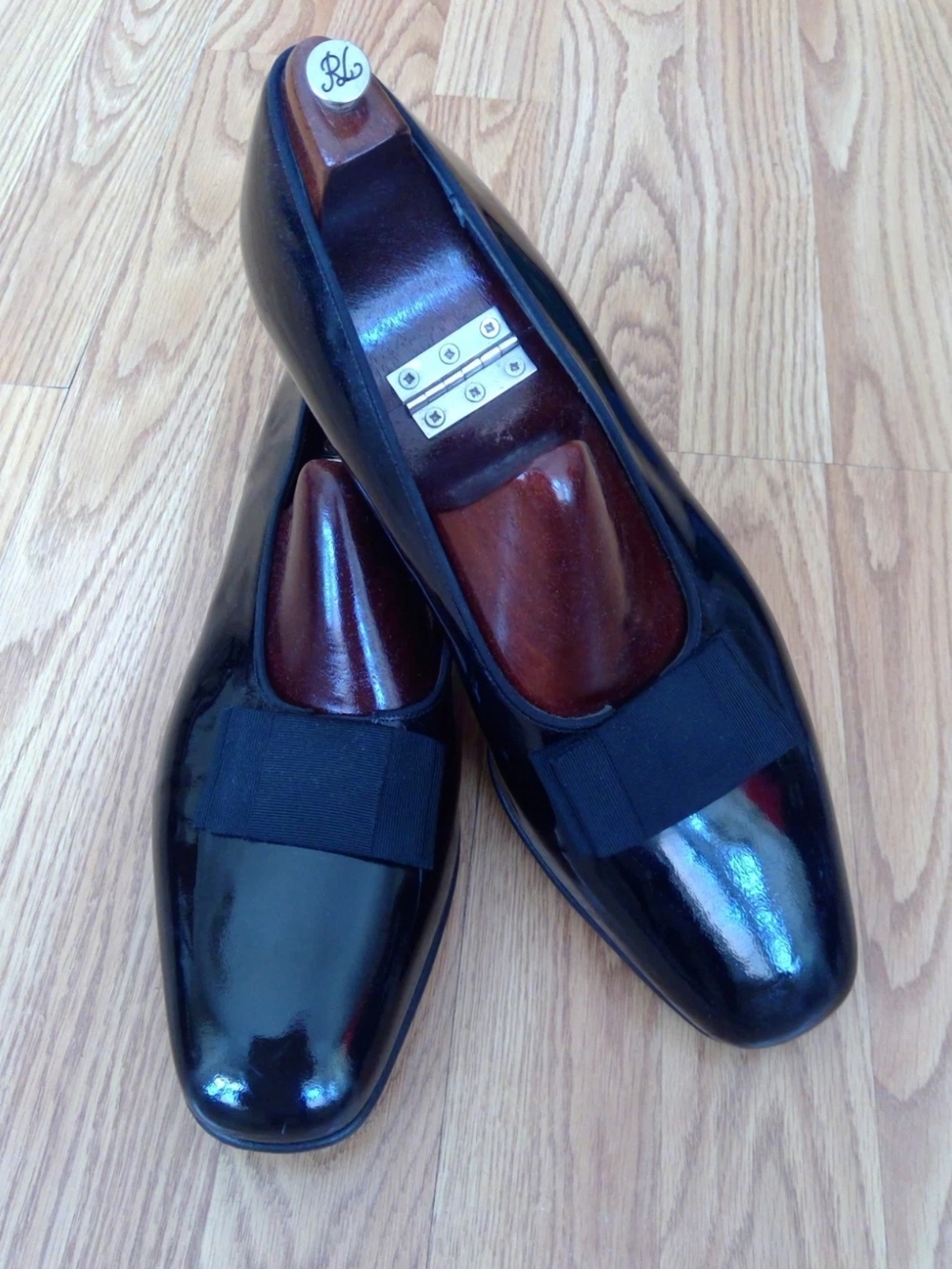 VINTAGE CHURCHS TUXEDO OPERA PUMP Mens Black Patent Leather Sz 12D